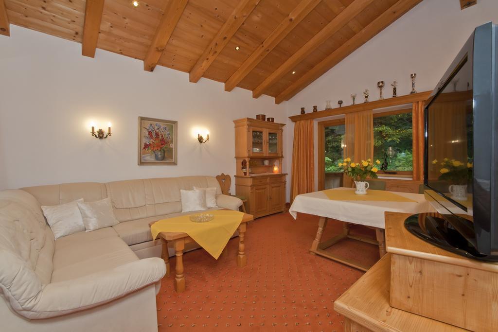 Apartmán Haus Waldrand Oberndorf in Tirol Exteriér fotografie
